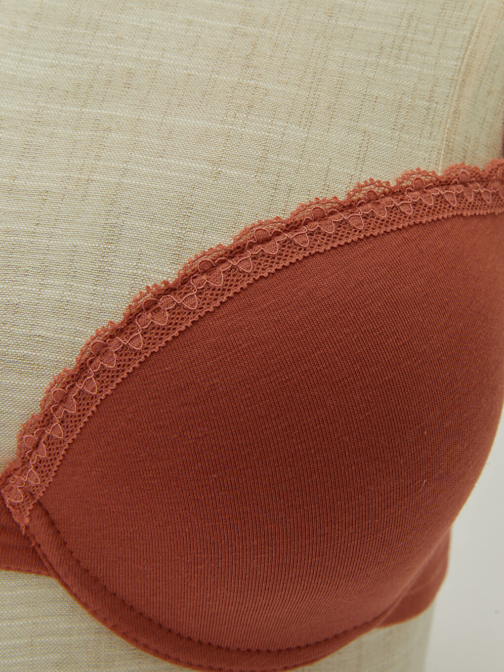 Kahverengi Balenli Dolgusuz Dantelli Tişört Sütyen-2