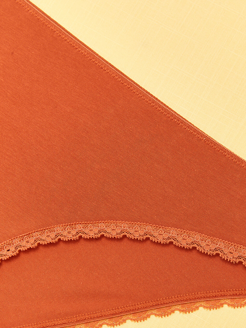 Kahverengi Dantelli Kadın Bikini Külot-2