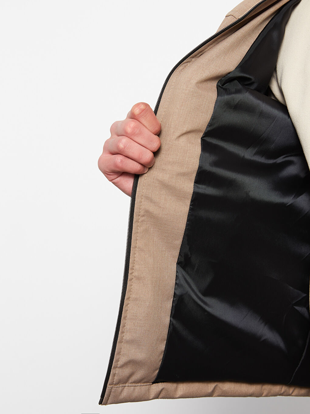 بالطو منتفخ بياقة قميص للرجال بقصة عادية-3