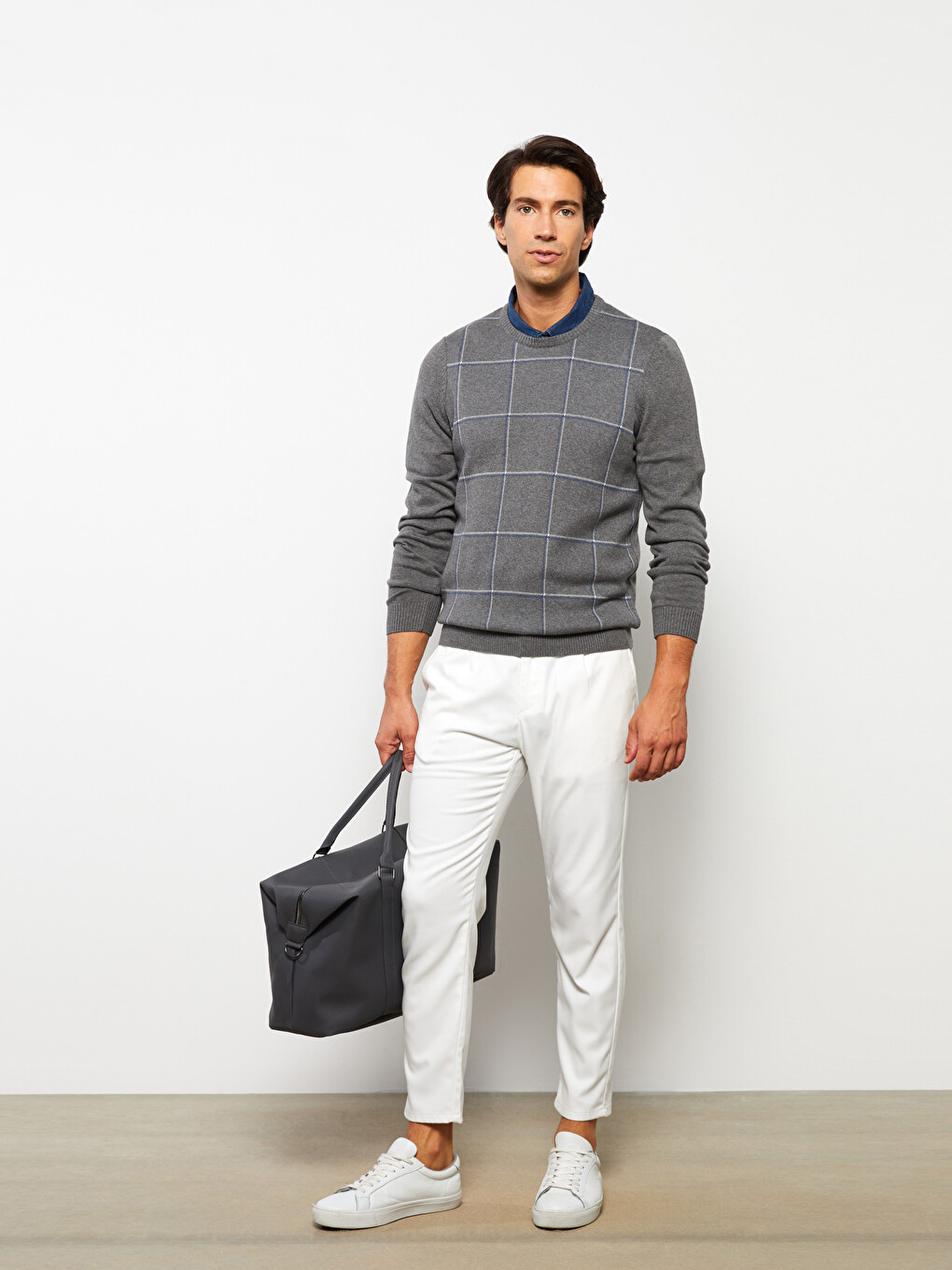 Pull-over En Tricot À Col Rond À Manches Longues Écossais Pour Hommes-1