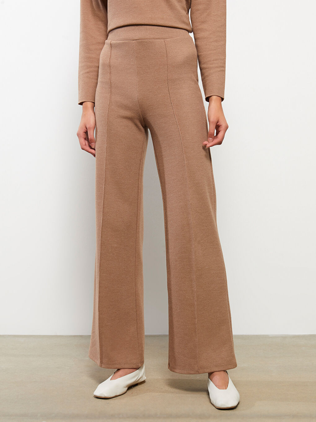 Women's Standard Fit Plain Trousers-2