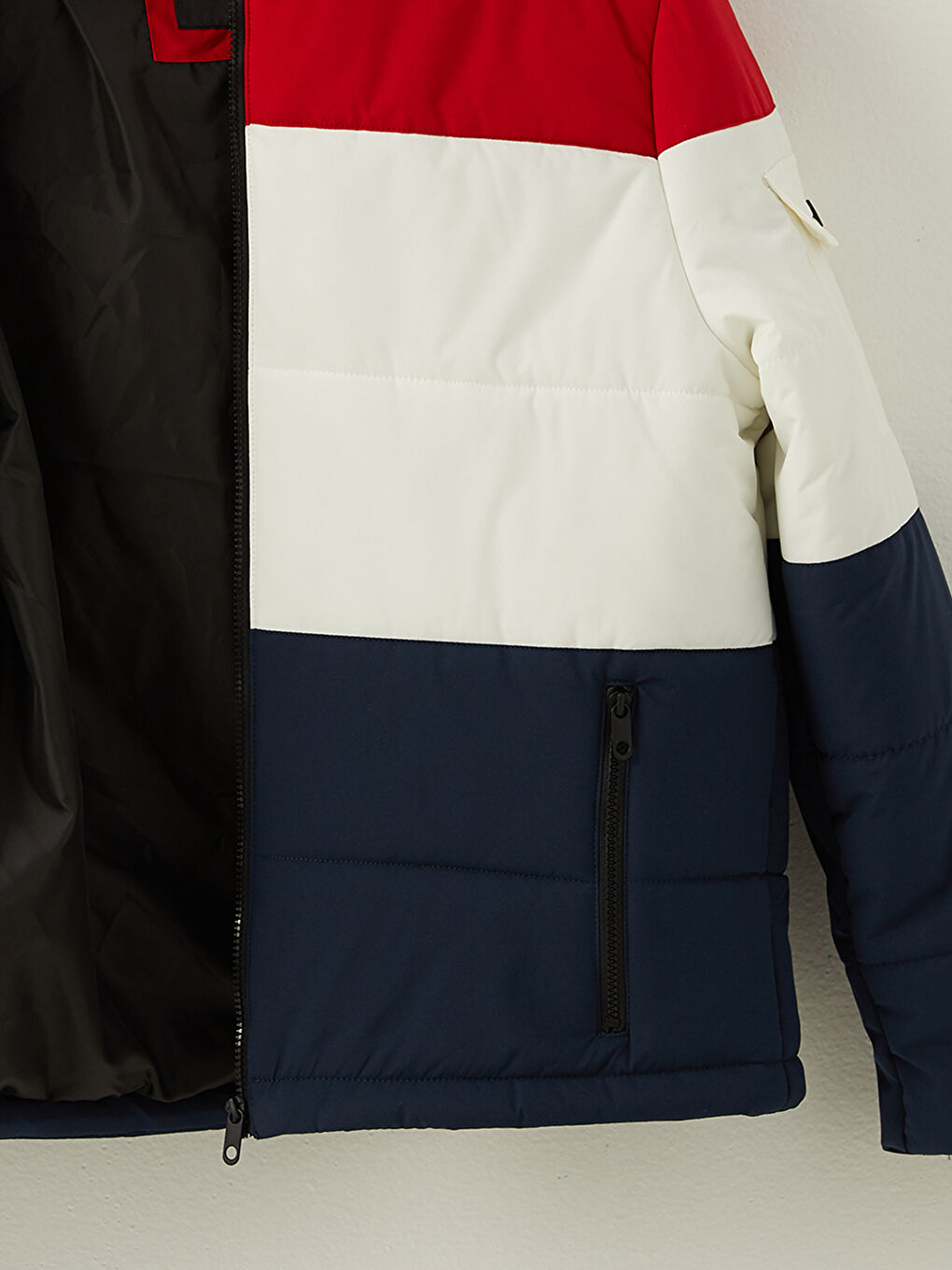 Lacivert Standart Kalıp Kapüşonlu Renk Bloklu Erkek Şişme Mont-8