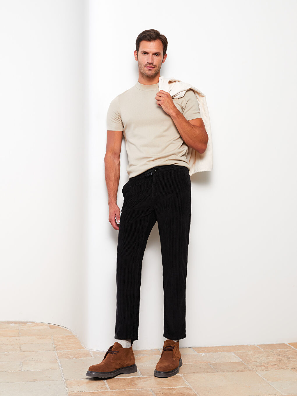 Muškarac CRNA Hlače-1