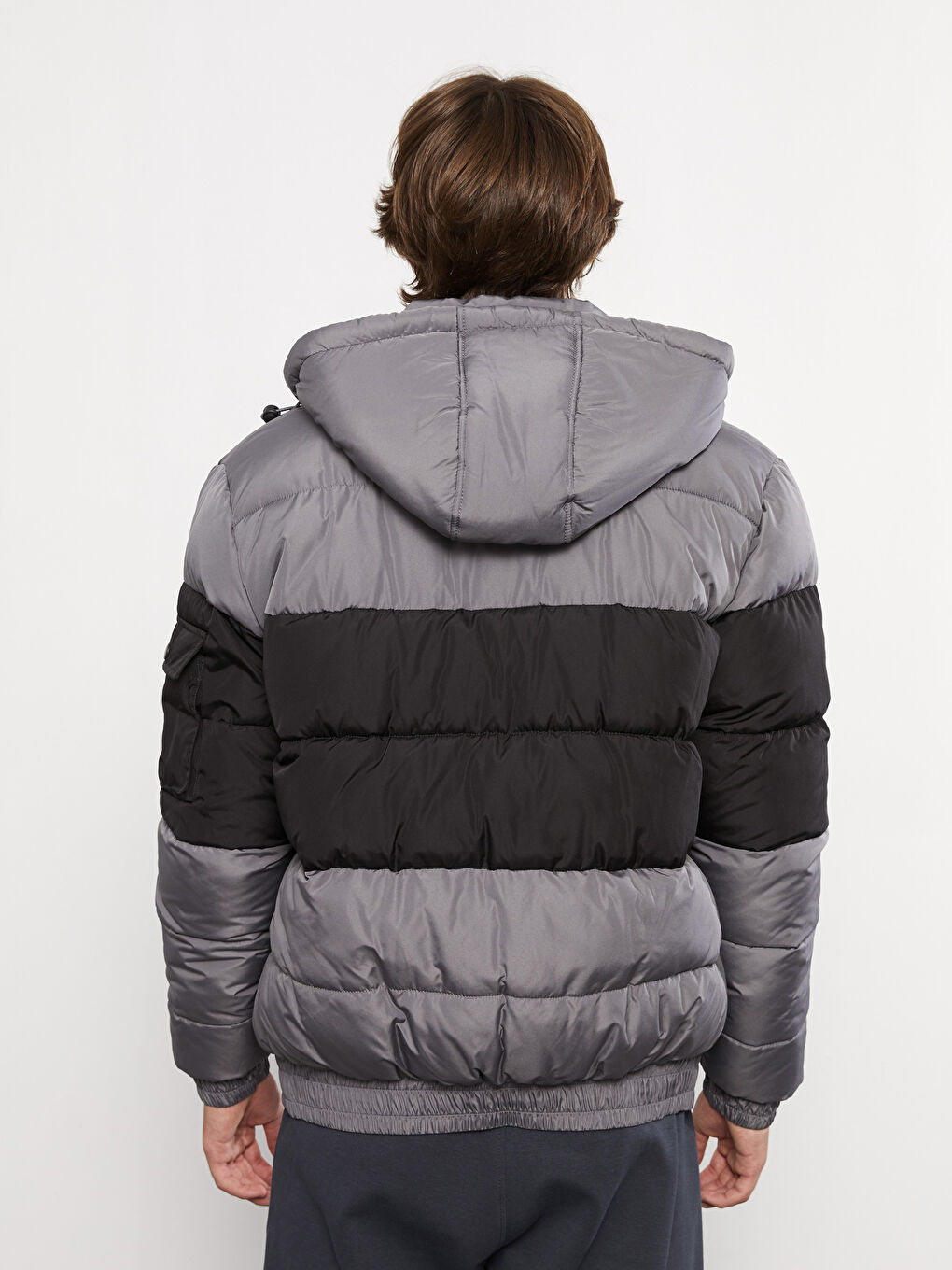 LCW Casual Regular Fit Steppmantel für Herren mit Kapuze -W2BG03Z8-EPE