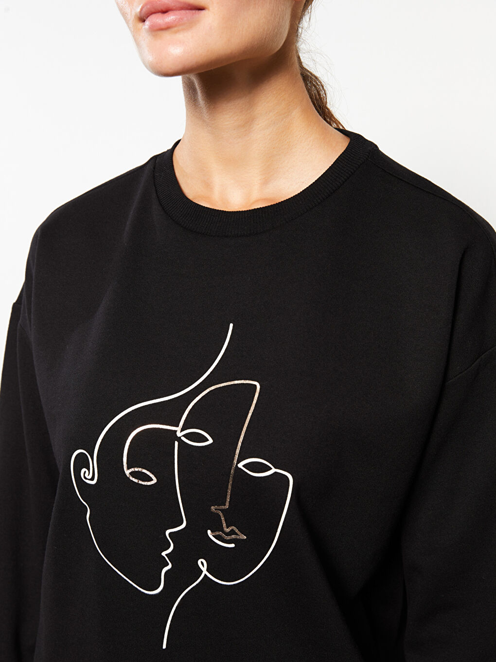 Crew Neck Printed Long Sleeve Women's Sweatshirt-3