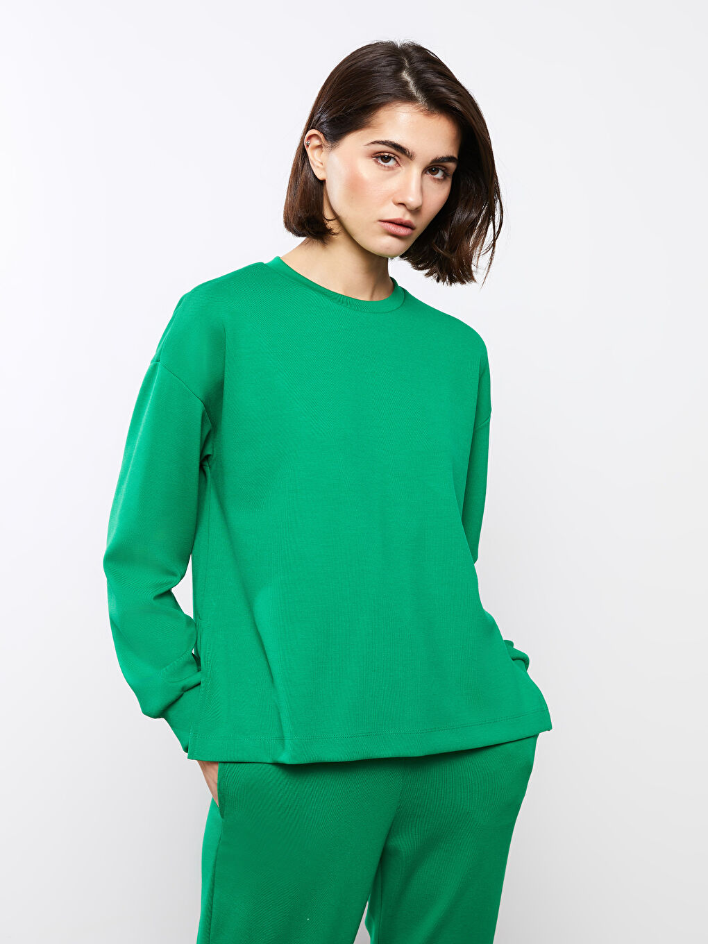 سويت شيرت كم طويل سادة بياقة دائرية للسيدات-1