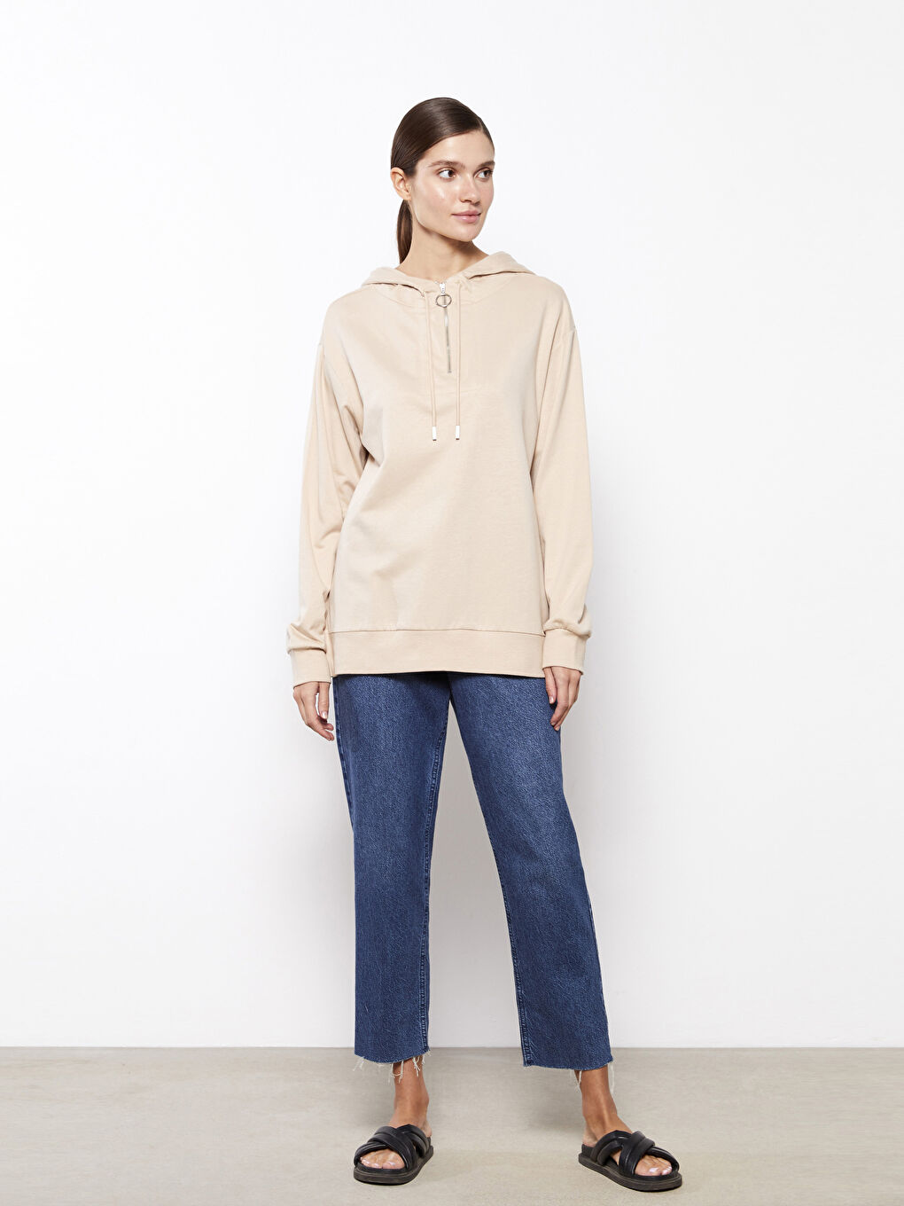 Kapüşonlu Düz Uzun Kollu Kadın Sweatshirt-1