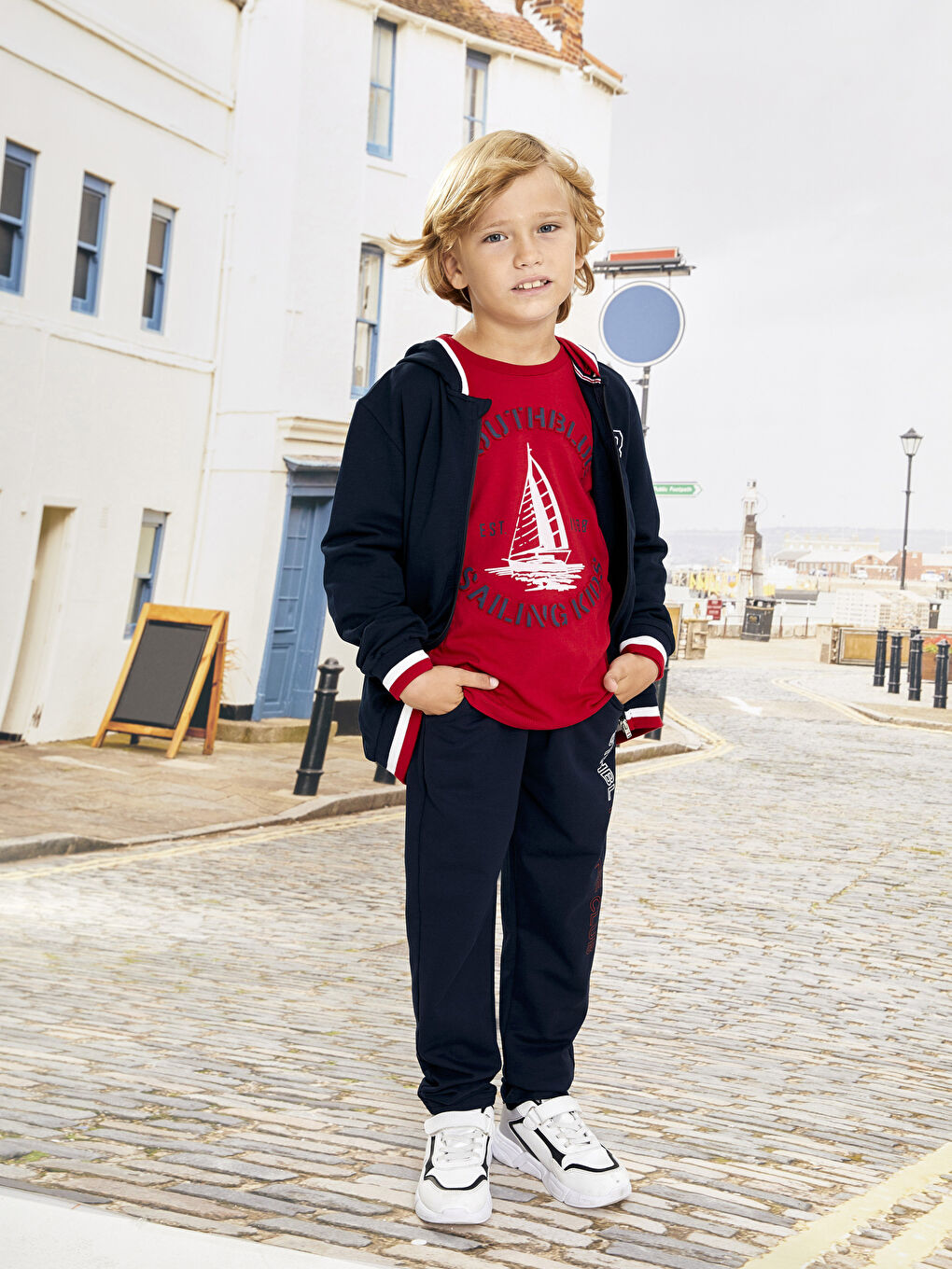 Lacivert Beli Lastikli Baskılı Erkek Çocuk Eşofman Altı-1