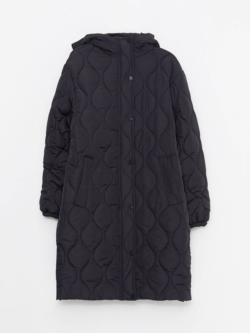 Siyah Kapüşonlu Kapitone Kadın Şişme Mont-5