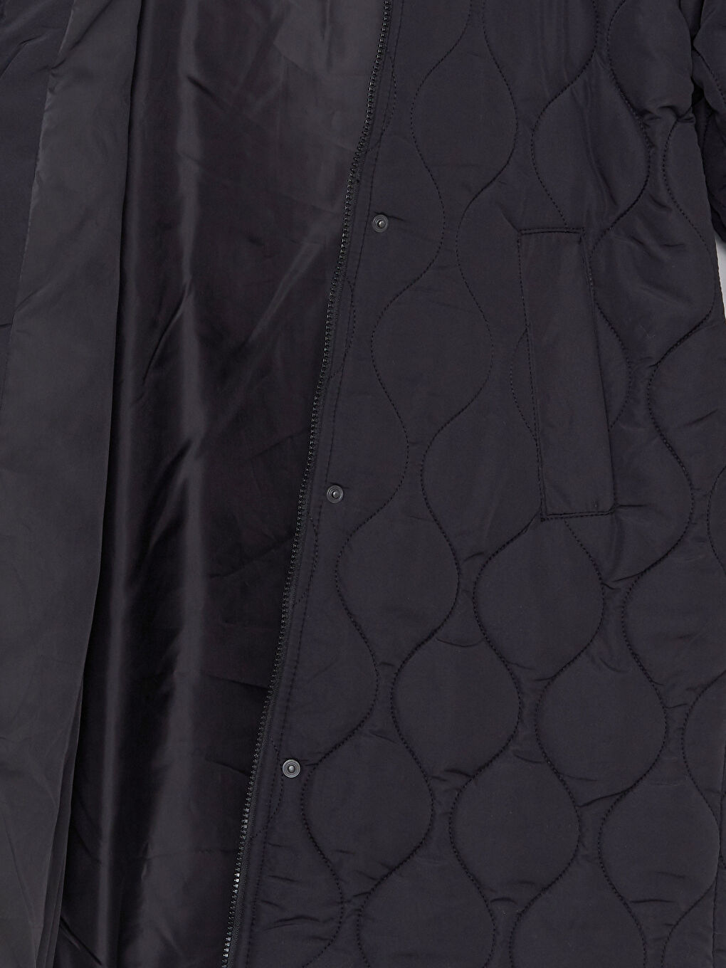 Siyah Kapüşonlu Kapitone Kadın Şişme Mont-7