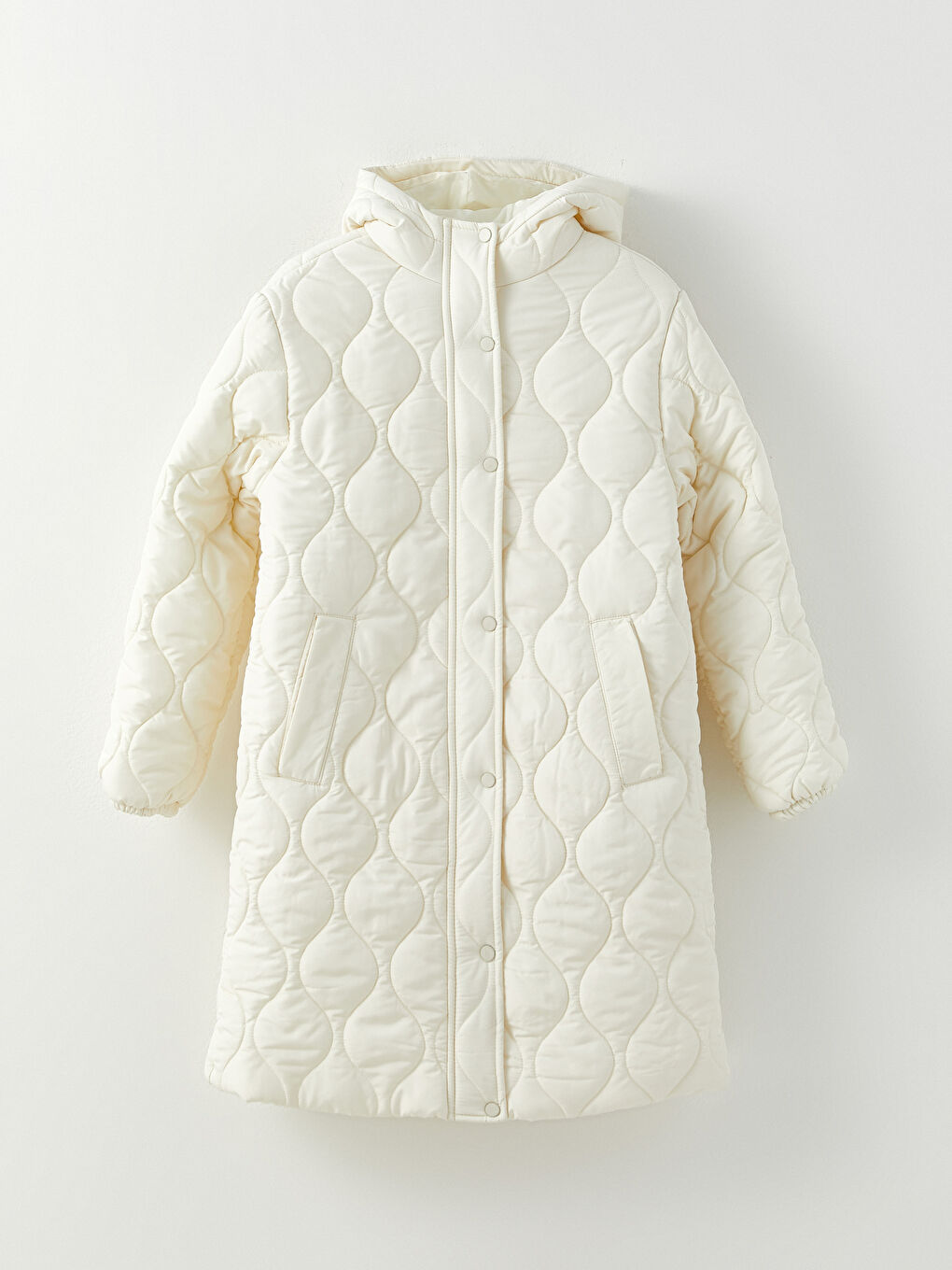 Bej Kapüşonlu Kapitone Kadın Şişme Mont-10