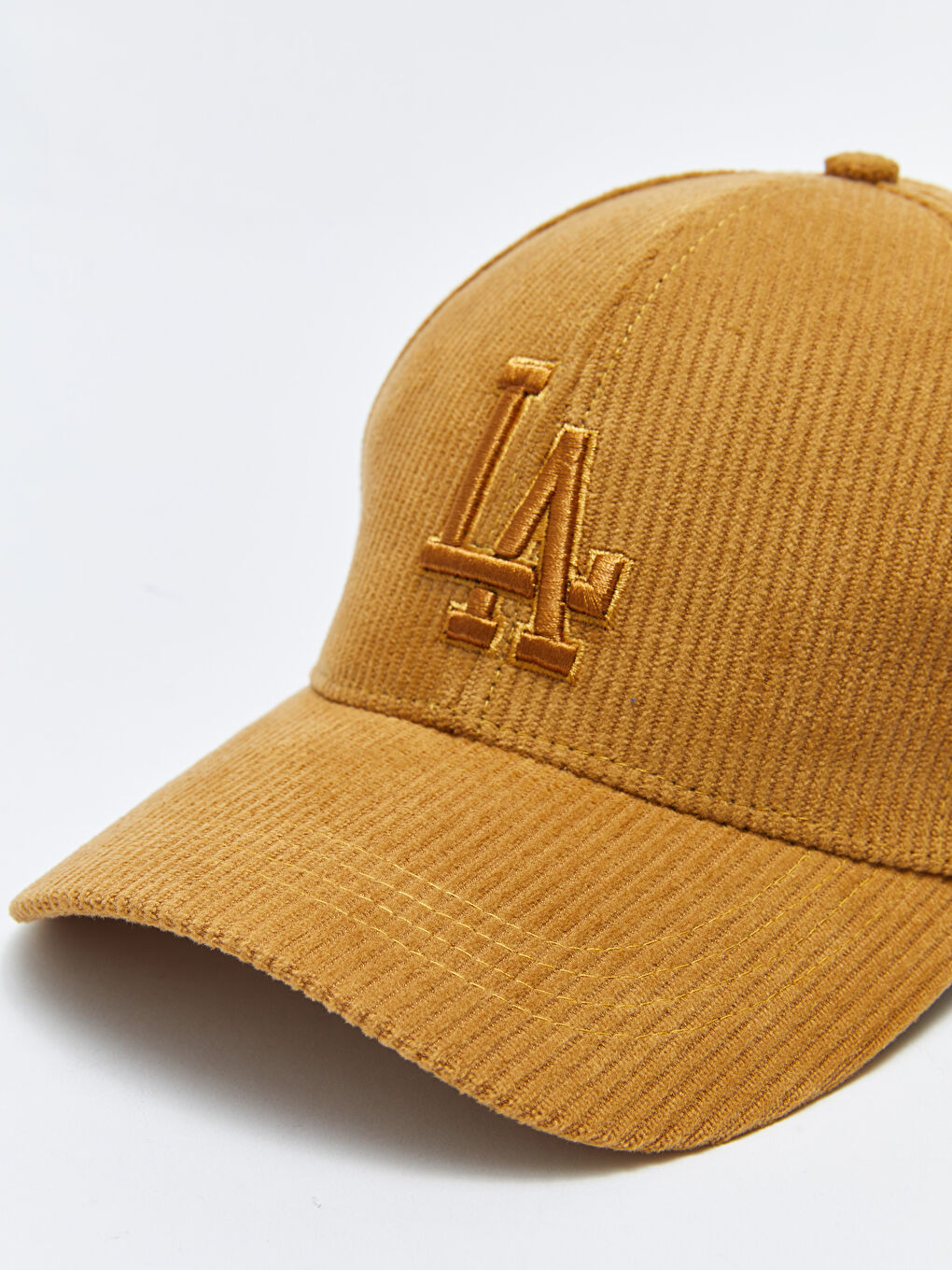 Men's Velvet Cap Hat With Embroidery-2