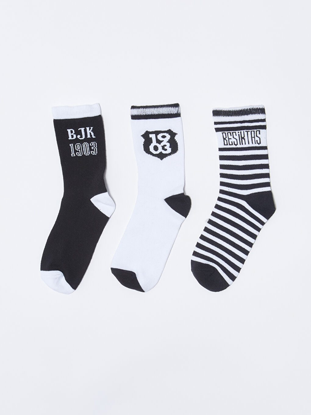 Karışık Beşiktaş Desenli Erkek Çocuk Taraftar Soket Çorap 3'lü-1