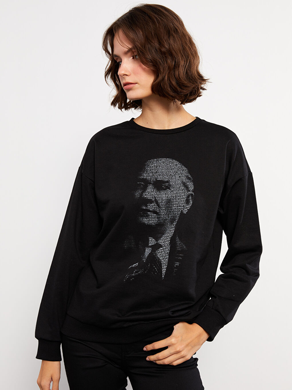 LCW Vision Siyah Bisiklet Yaka Atatürk Baskılı Uzun Kollu Kadın Sweatshirt - 4