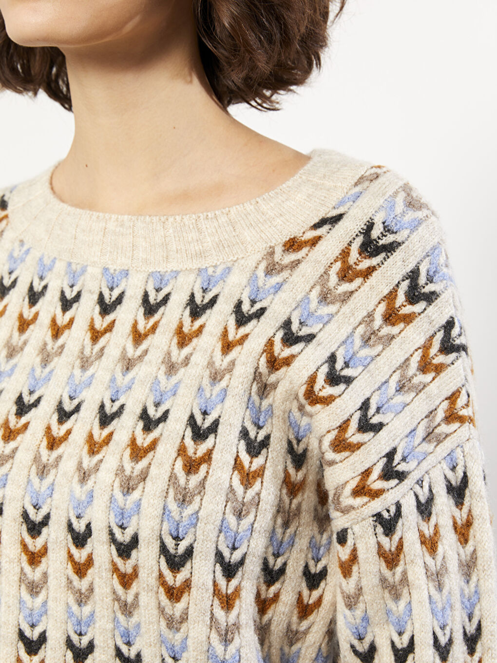 Bej Bisiklet Yaka Desenli Uzun Kollu Kadın Triko Kazak-3