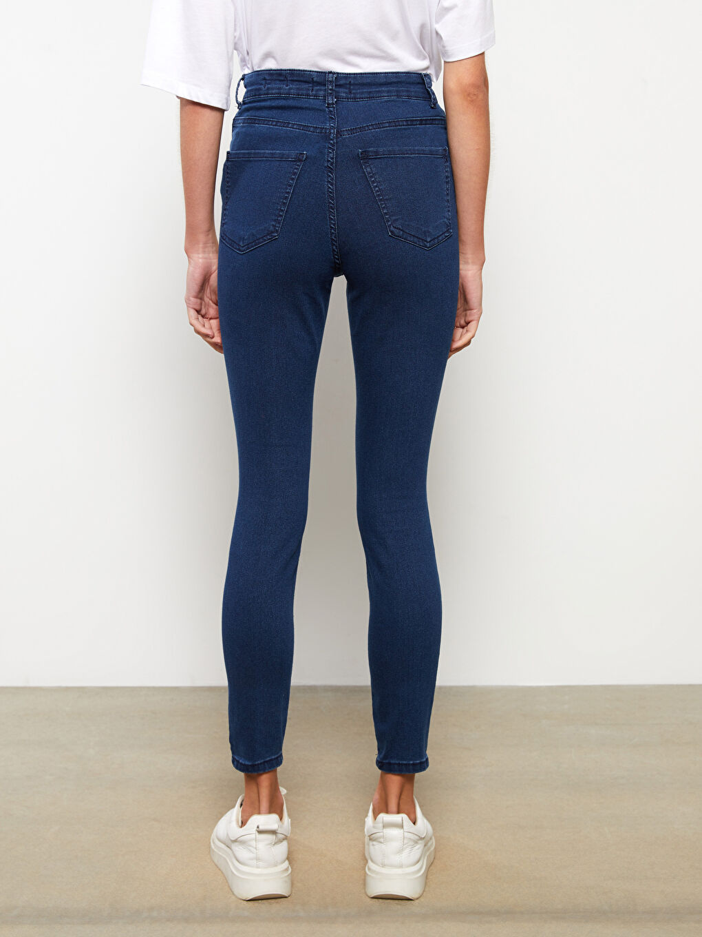 LCW ECO Women's High Waist Mercury Skinny Fit Straight Jean Pants -W2BJ83Z8-H45