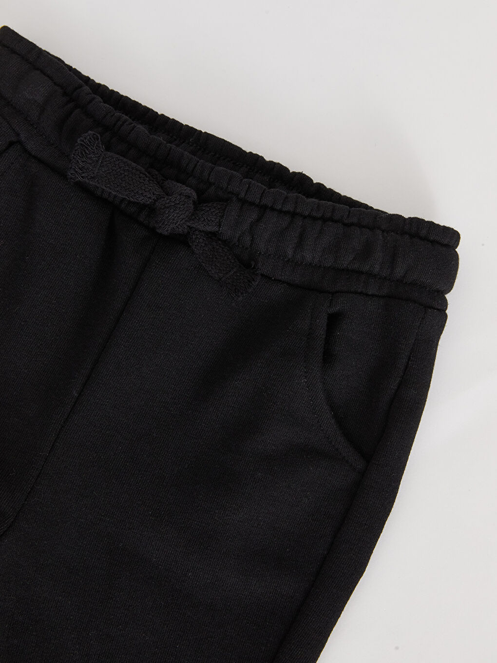 LCW baby H12 Bedruckte Baby Jungen Jogginghose mit Elastischem Bund -W2BK02Z1-CVL