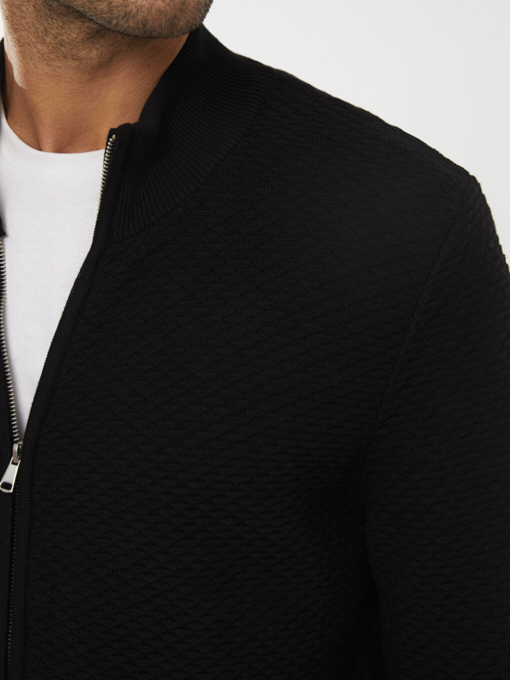 Siyah Standart Kalıp Dik Yaka Erkek Triko Hırka-5