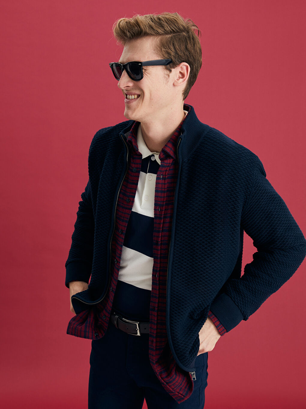 Siyah Standart Kalıp Dik Yaka Erkek Triko Hırka