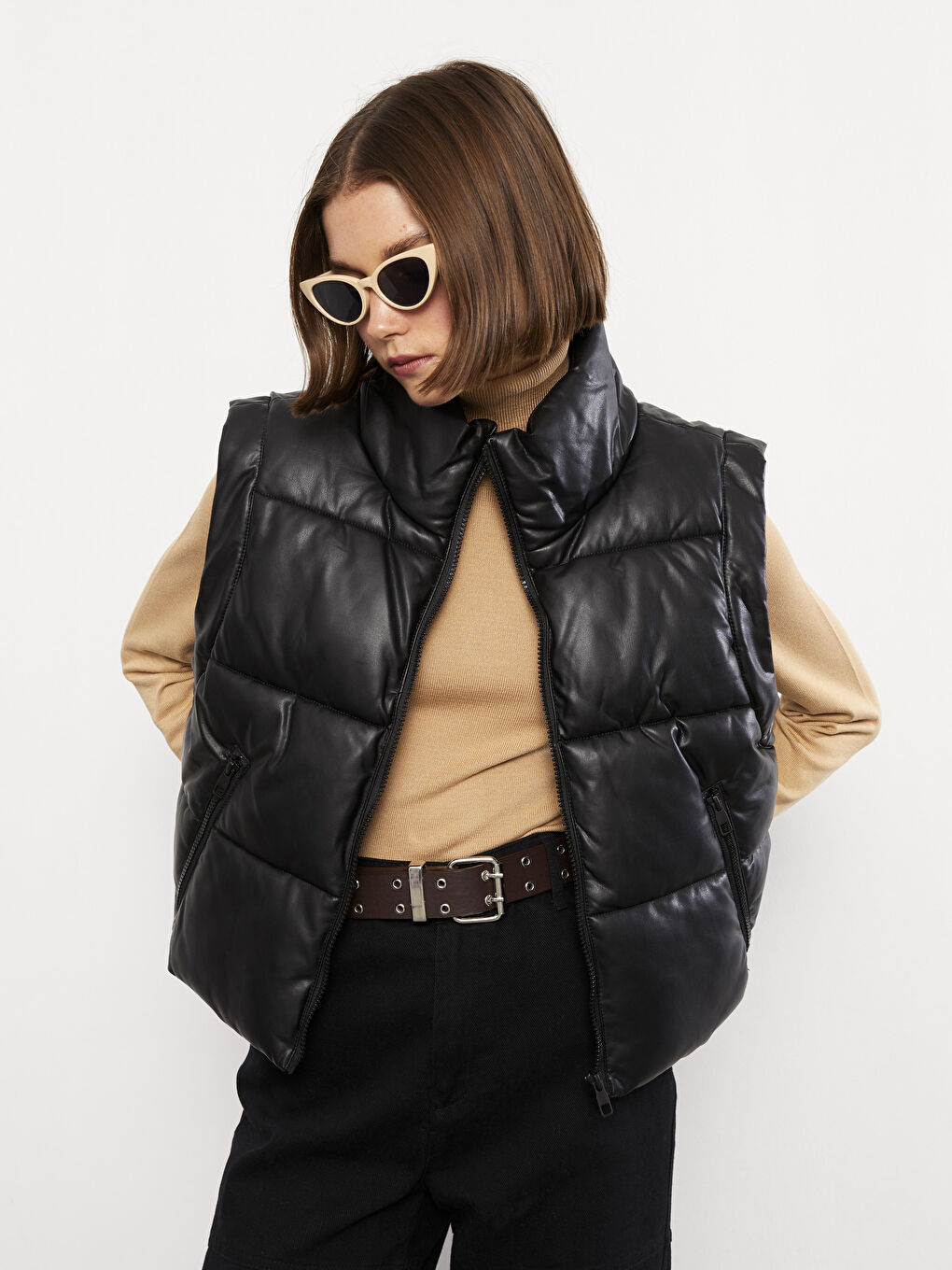 Vestă matlasată simplă cu guler tip pâlnie pentru femei-1