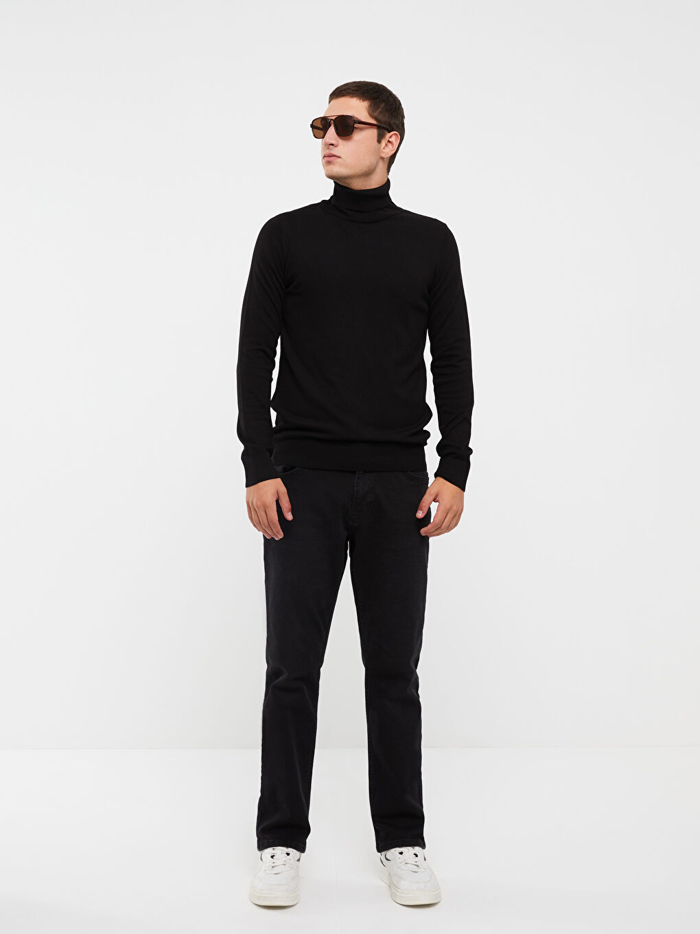 Siyah Balıkçı Yaka Uzun Kollu İnce Erkek Triko Kazak-2