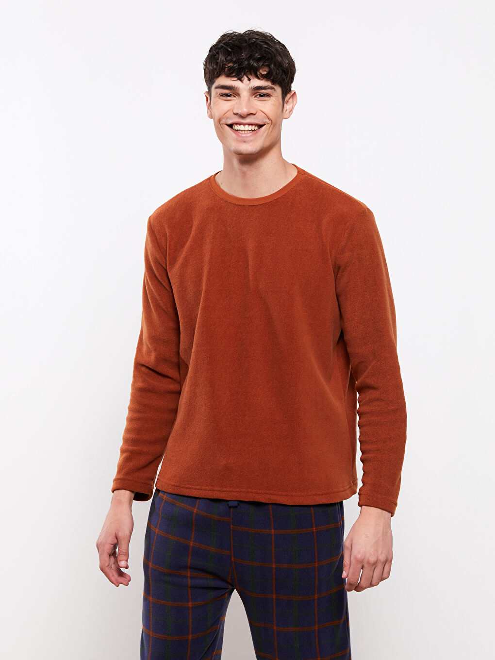 Пижамный комплект в клетку стандартного кроя для мужчин-2