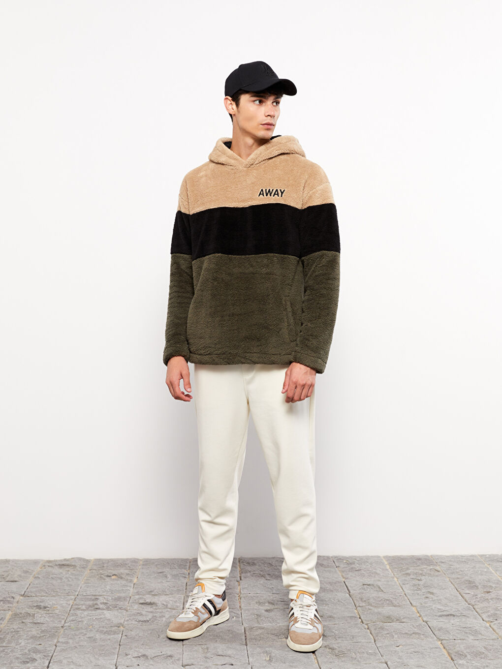 Haki Uzun Kollu Renk Bloklu Pelüş Erkek Hoodie-1