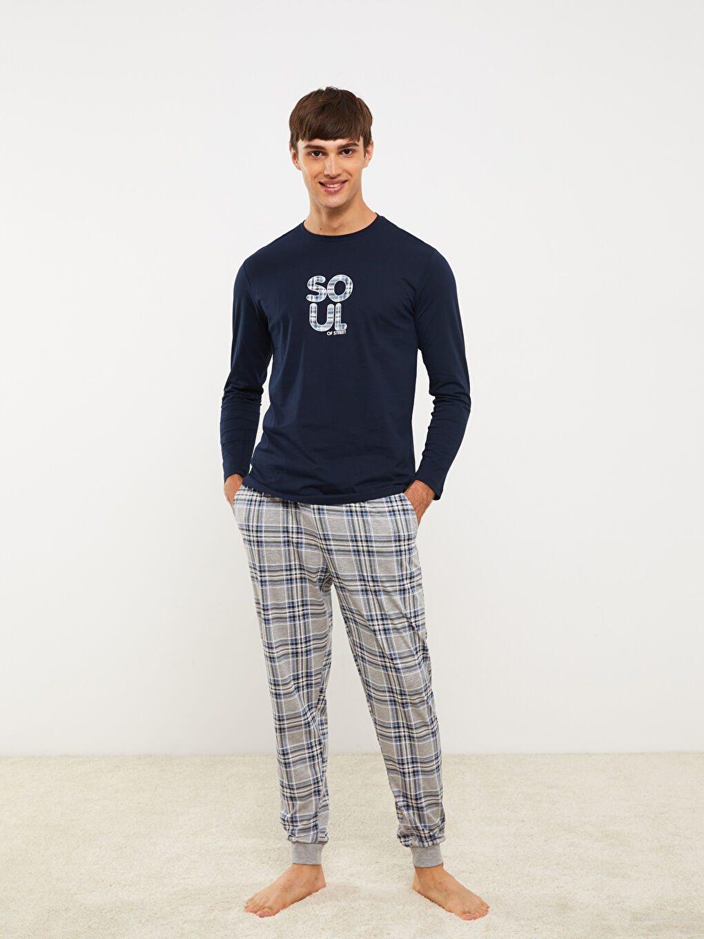 Crew Neck Printed Long Sleeve Men's Pajamas Set-2