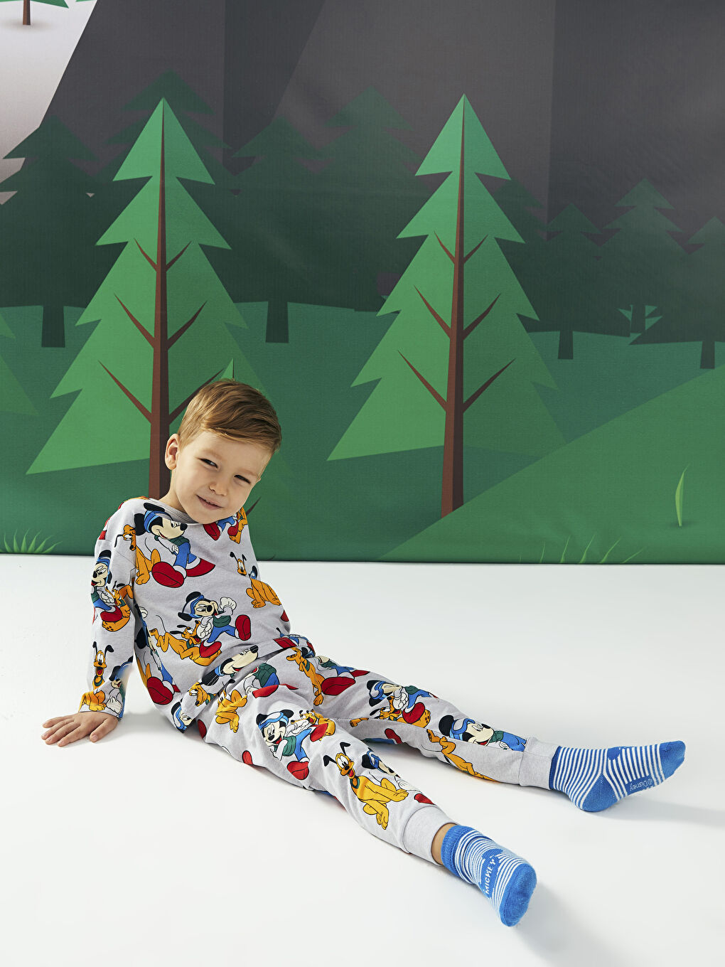 Gri Bisiklet Yaka Uzun Kollu Mickey Mouse Baskılı Erkek Bebek Pijama Takımı-1