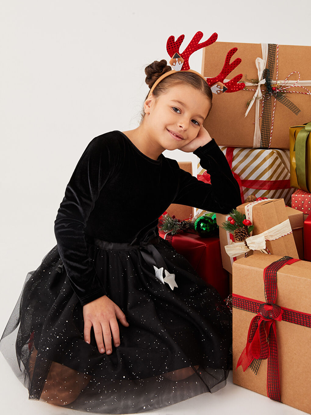 LCW Kids Bisiklet Yaka Işıltılı Uzun Kollu Kadife Kız Çocuk Elbise -W2BM15Z4-CVL