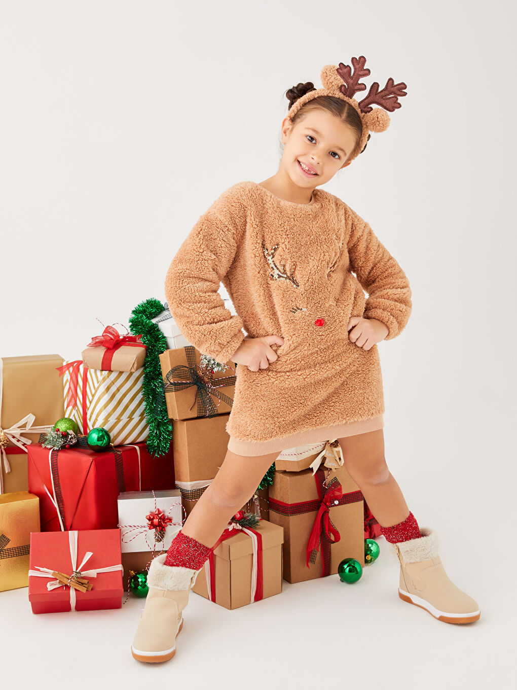 Crew Neck Christmas Themed Long Sleeve Plush Girl Dress and Crown -W2BM19Z4-GCU