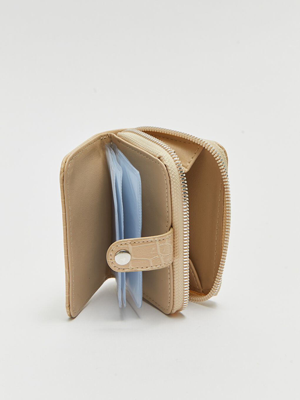 Bej Deri Görünümlü Kroko Desenli Kadın Kartlık-3