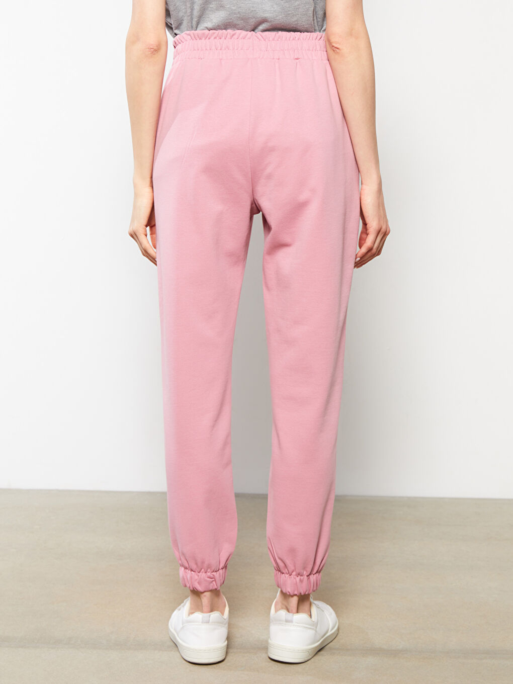 LCW ECO Women's Elasticated Waist Plain Jogger Sweatpants -W2BN82Z8-V08