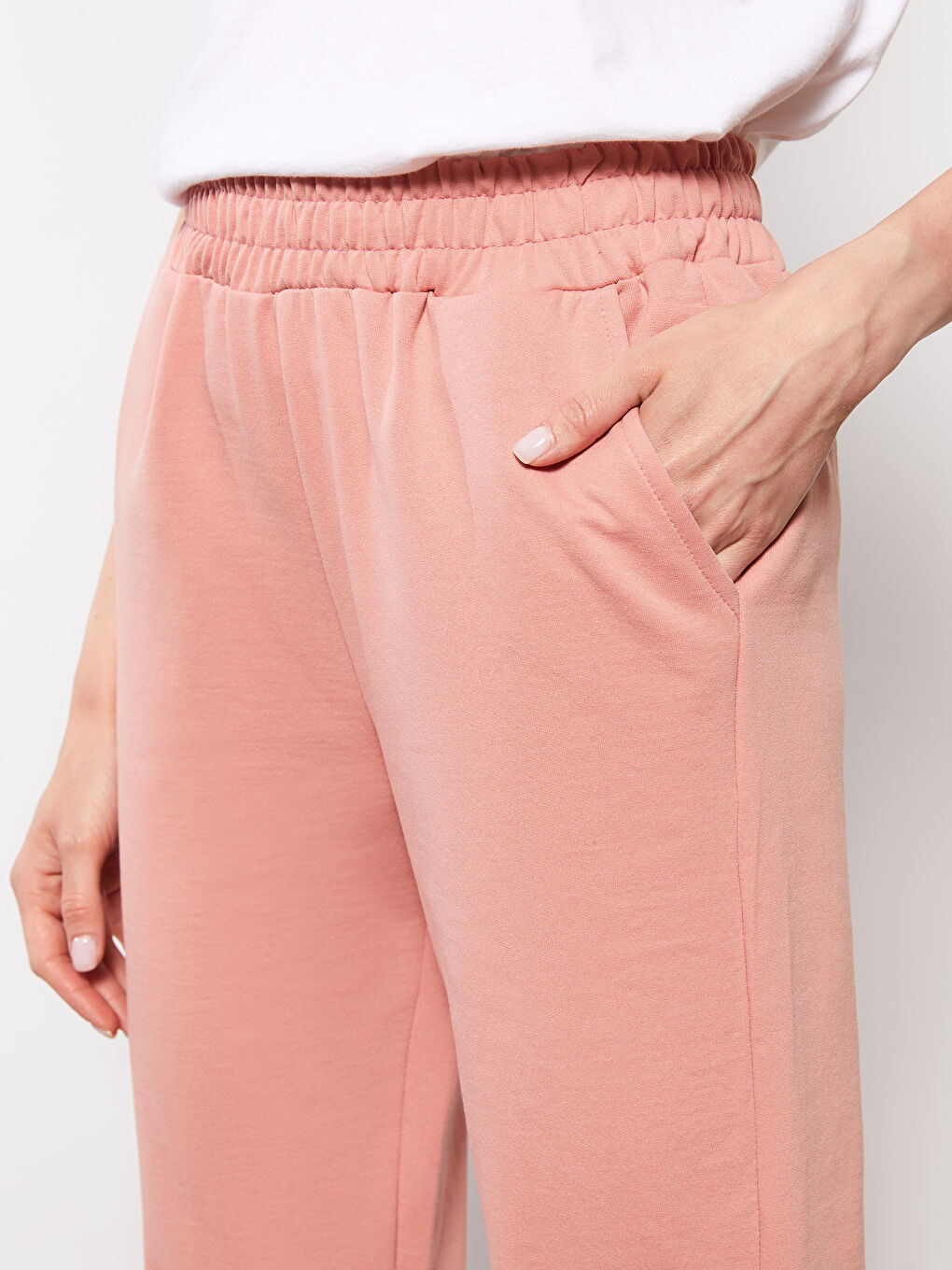 Women's Elasticated Waist Plain Jogger Sweatpants-4
