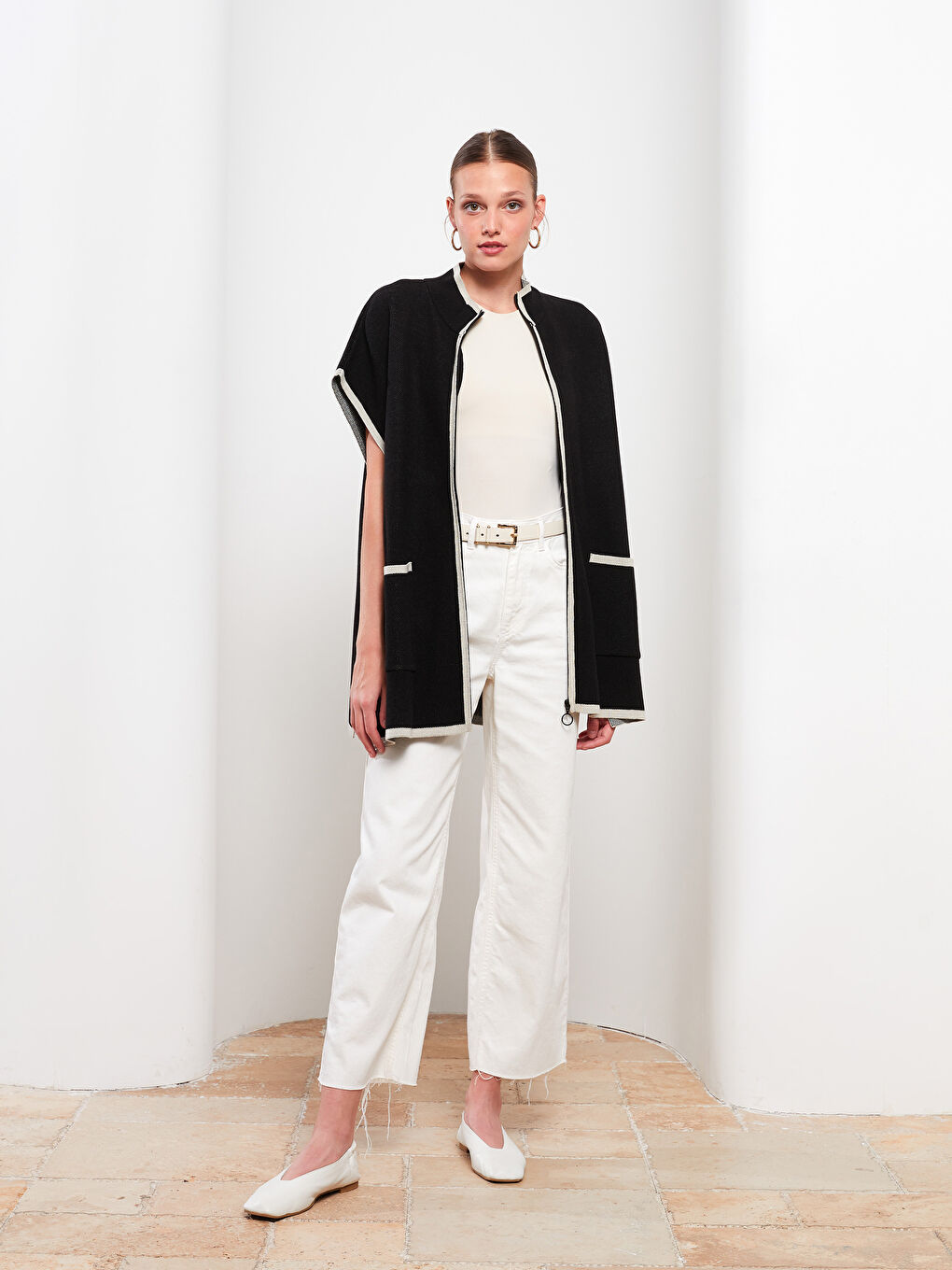 Пончо с яка тип фуния, редовен трико за жени