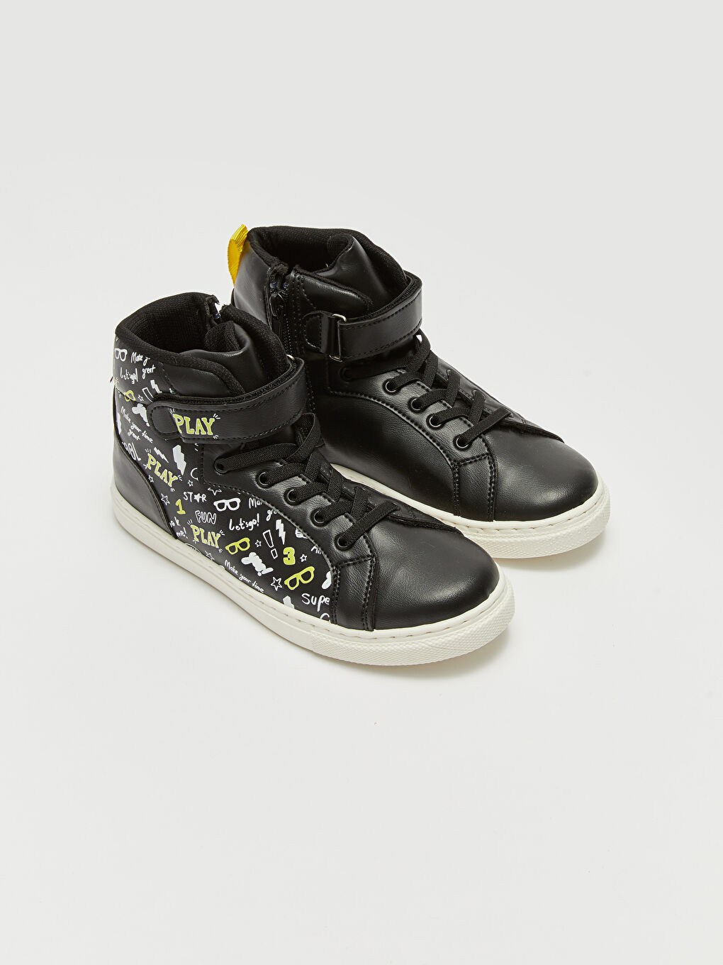 Siyah Bağcık ve Cırt Cırtlı Erkek Çocuk Bot-1