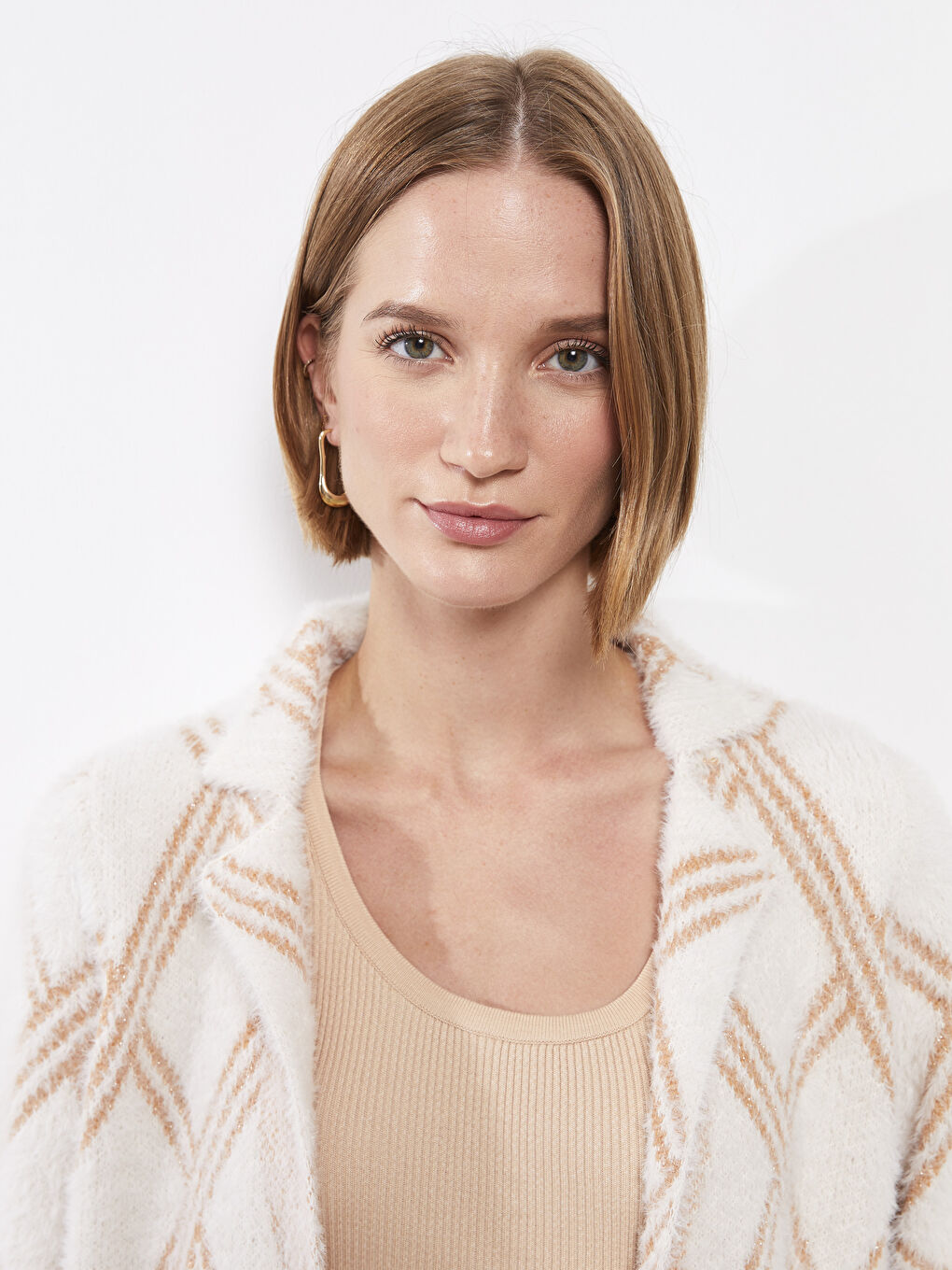 Ekru Polo Yaka Desenli Uzun Kollu Kadın Triko Hırka-2