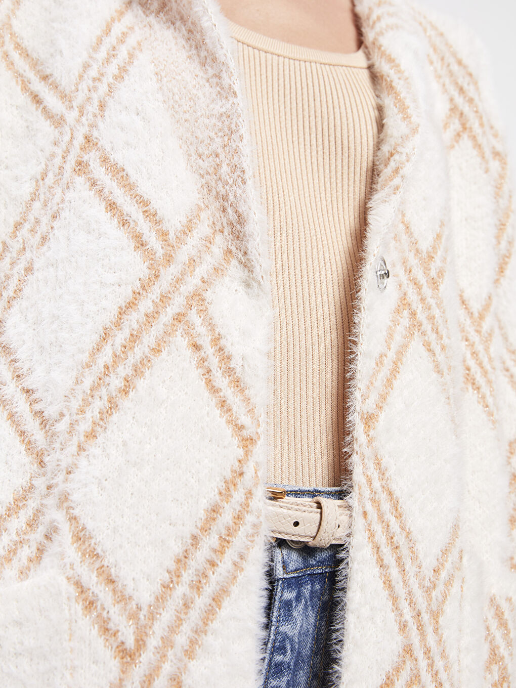 Ekru Polo Yaka Desenli Uzun Kollu Kadın Triko Hırka-3