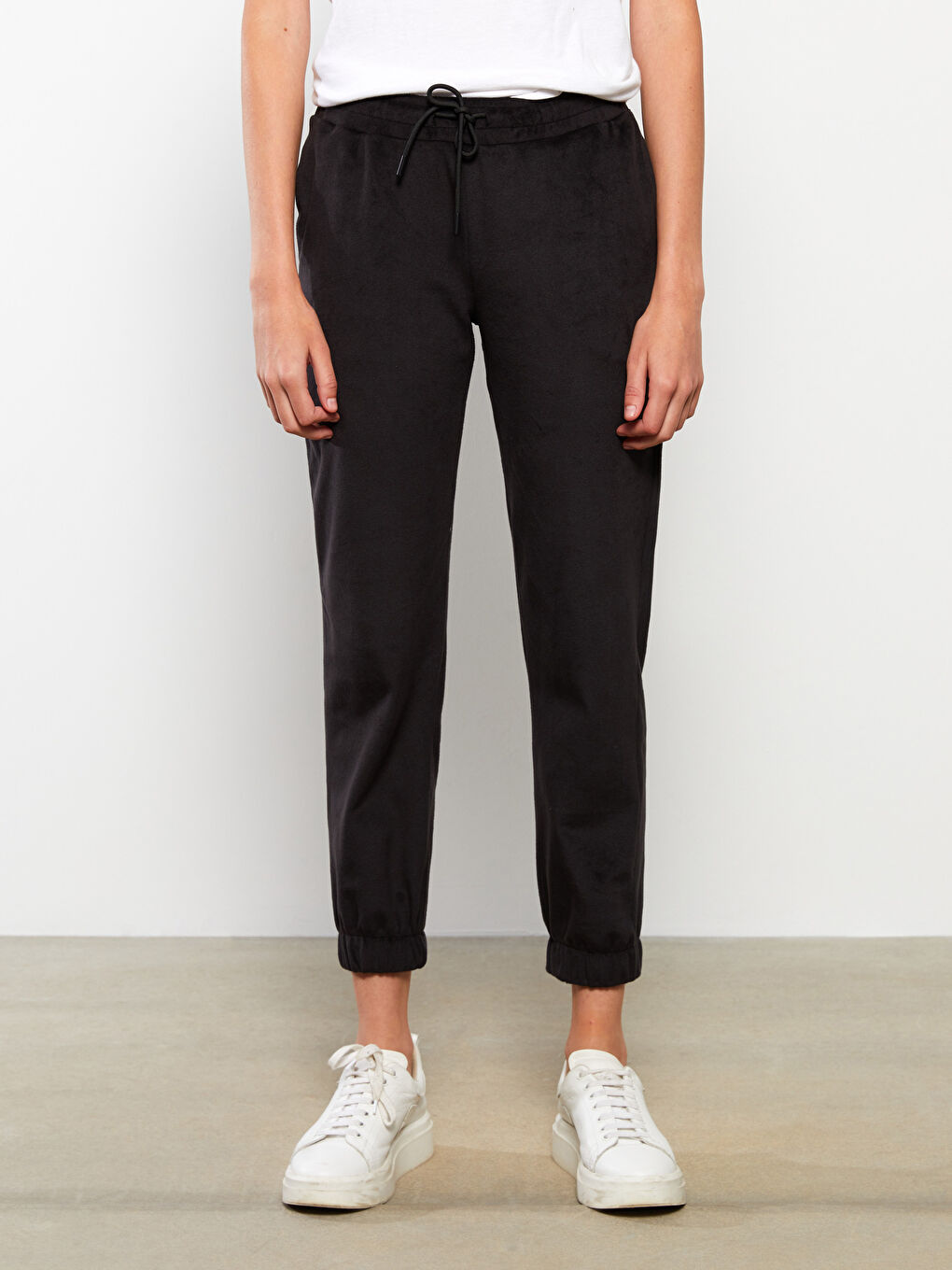 Jogginghose Für Damen Aus Samt Mit Elastischem Bund Und Regulärer Passform-3