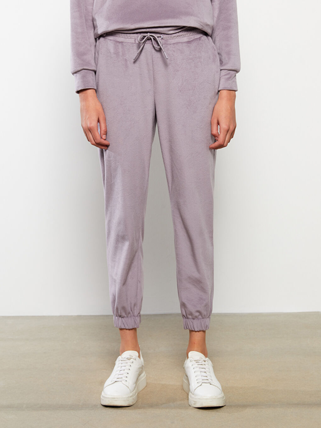 Lila Beli Lastikli Düz Kadife Kadın Jogger Eşofman Altı-4