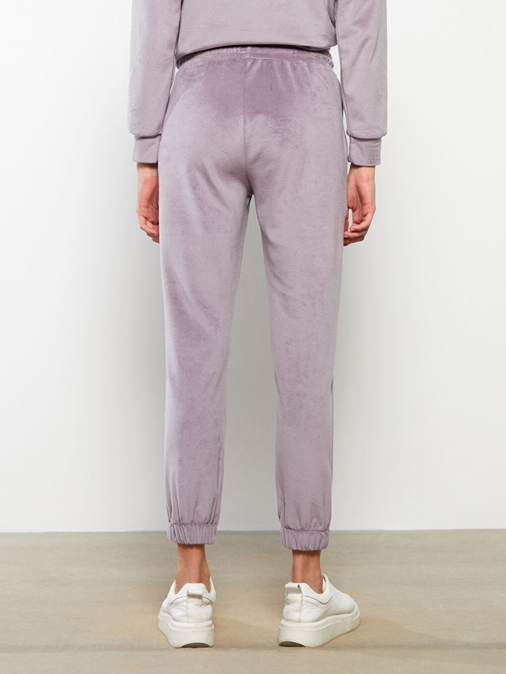 Lila Beli Lastikli Düz Kadife Kadın Jogger Eşofman Altı-5