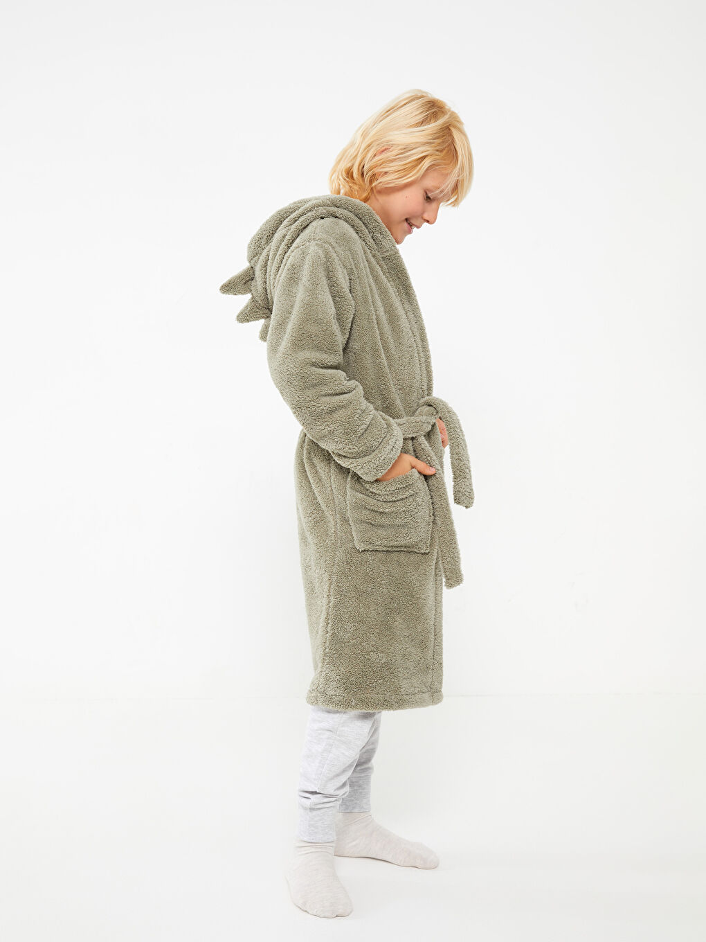 LCW HOME Long Sleeve Wellsoft Boy Dressing Gown -W2BP02Z4-GNZ