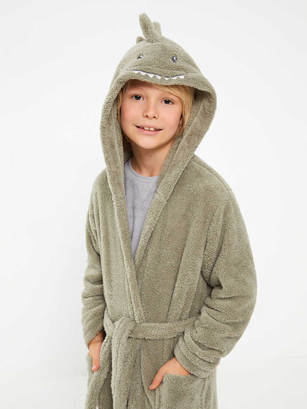 LCW HOME Long Sleeve Wellsoft Boy Dressing Gown -W2BP02Z4-GNZ
