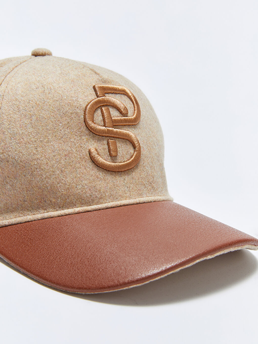 LCW ACCESSORIES Embroidered Women's Stamp Cap Hat -W2BP45Z8-QTC
