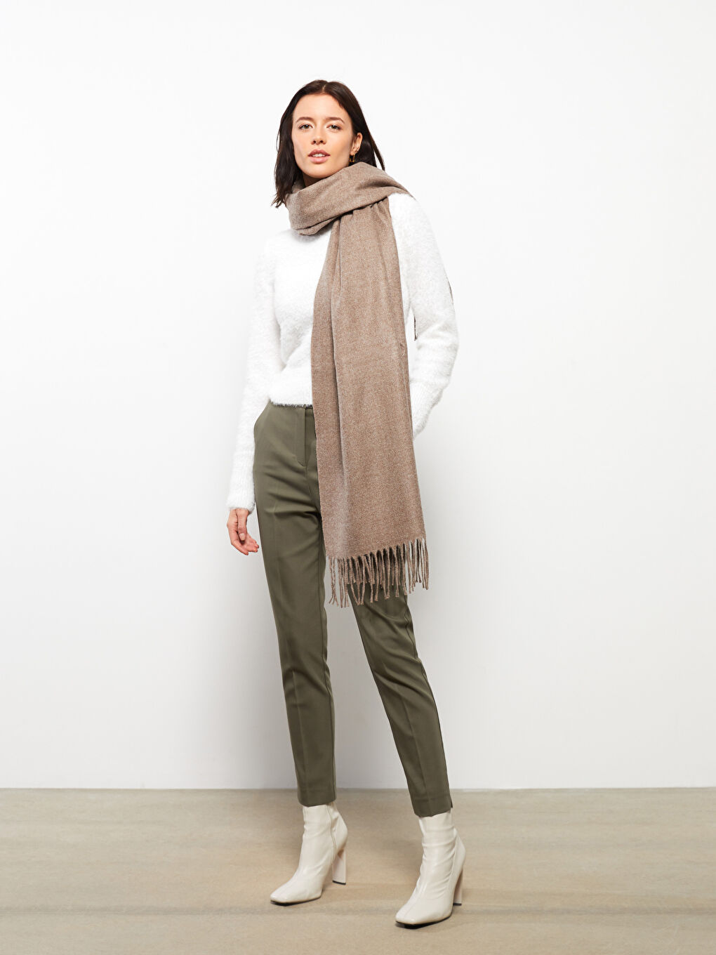LCW ACCESSORIES Plain Tasseled Women's Scarf -W2BP83Z8-L8Q