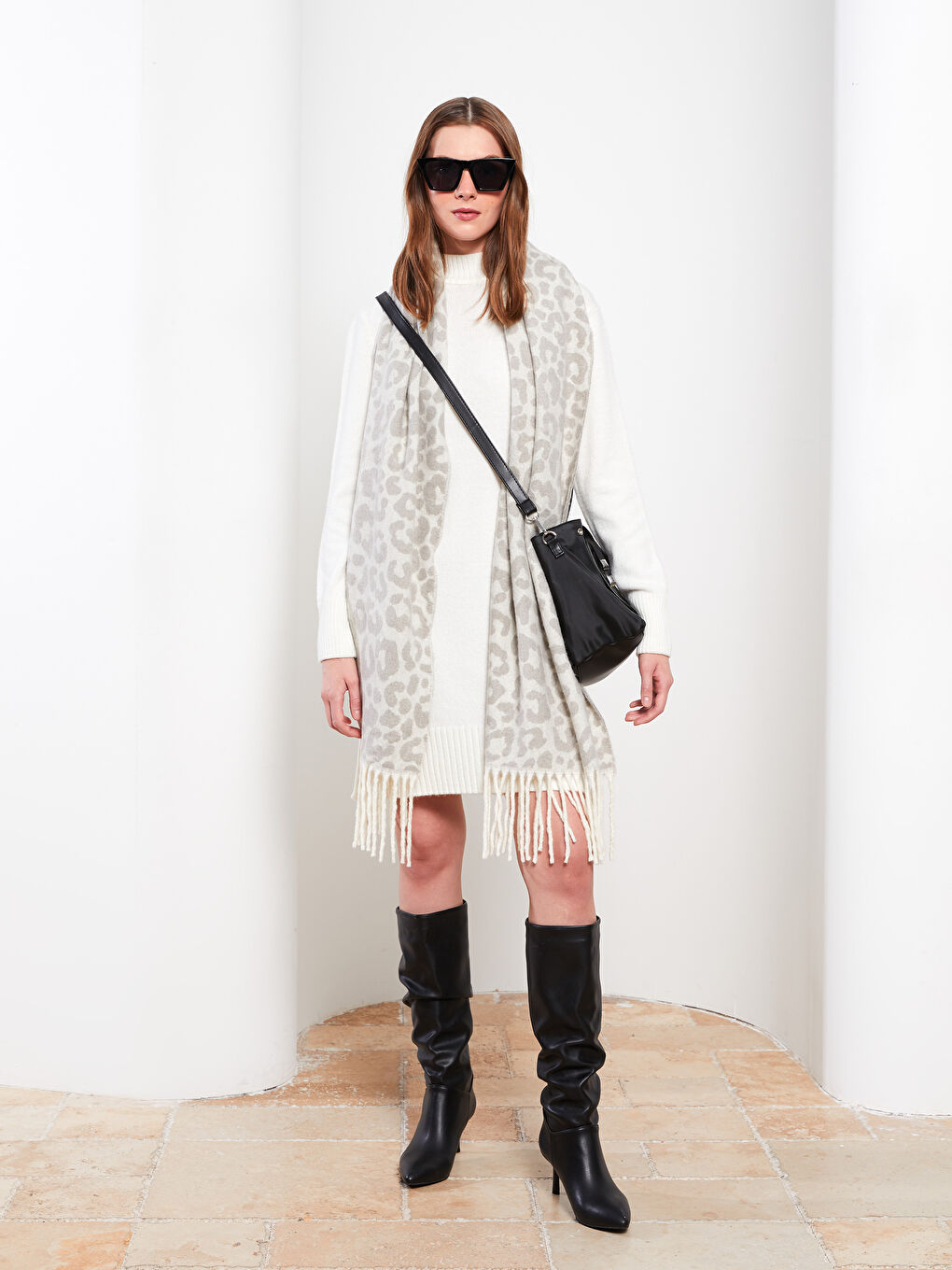 Leopard Patterned Fringed Women's Scarf-2