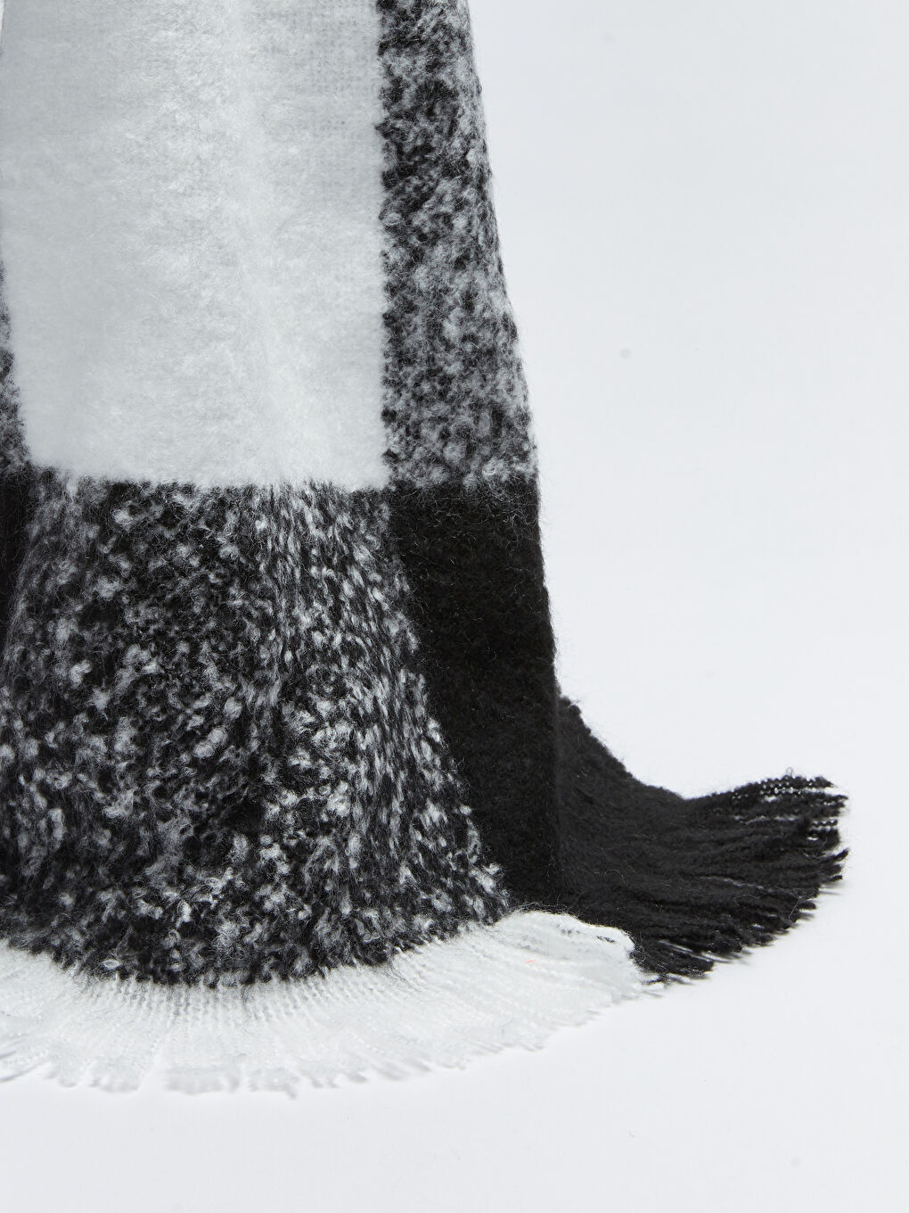 Striped Fringed Women's Scarf-3