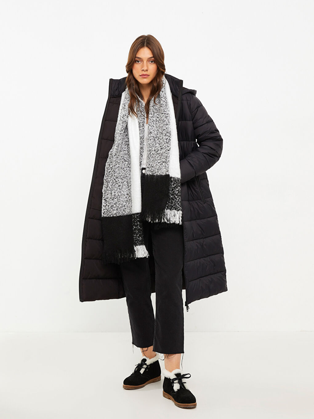 Striped Fringed Women's Scarf-1