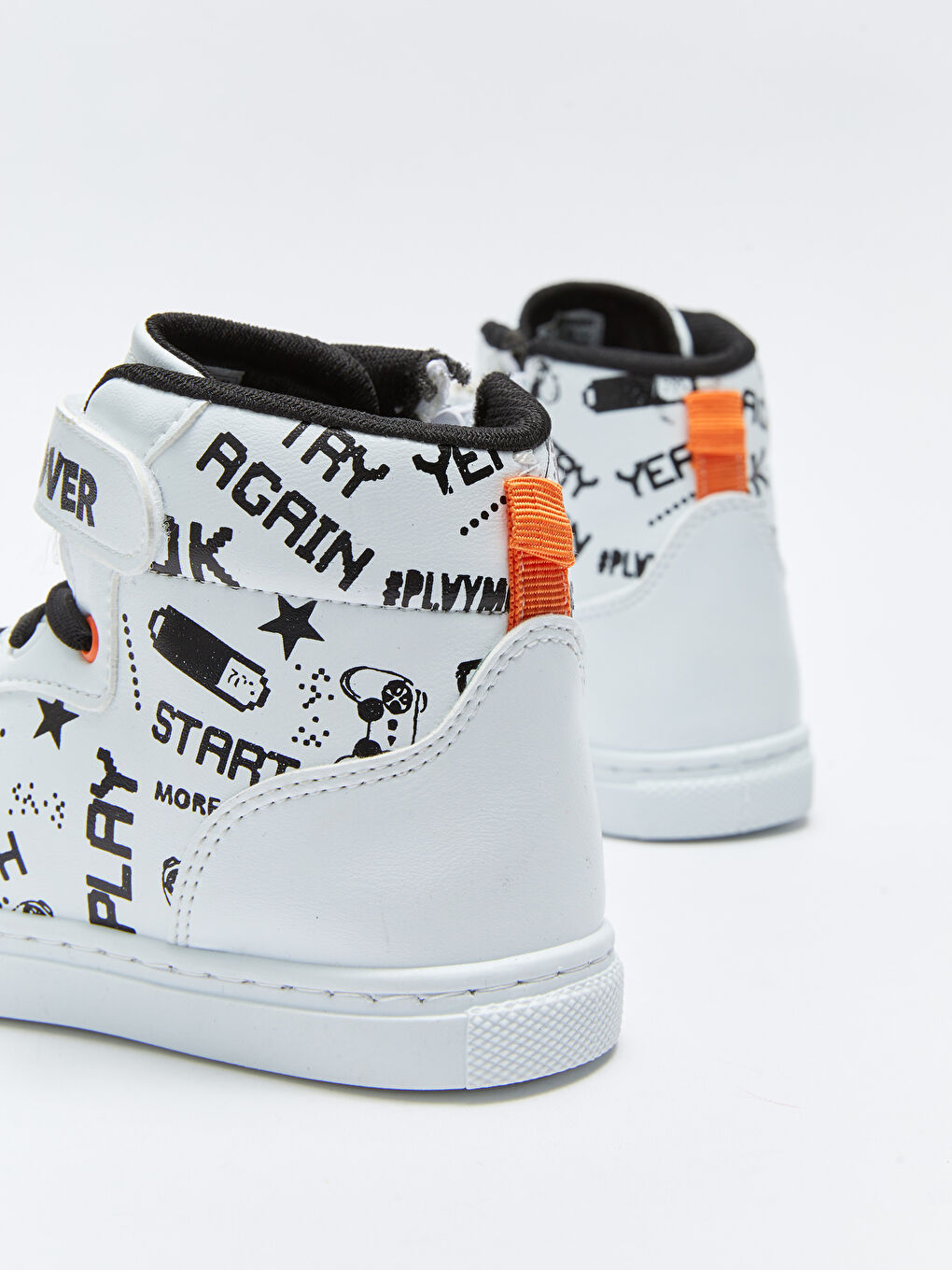 Beyaz Baskılı Cırt Cırt ve Fermuar Kapamalı Erkek Çocuk Bot-4