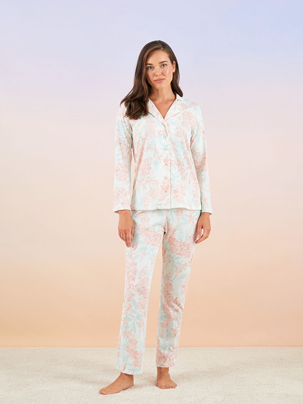 طقم بيجاما نسائي قطن بأكمام طويلة بنقشة ياقة قميص